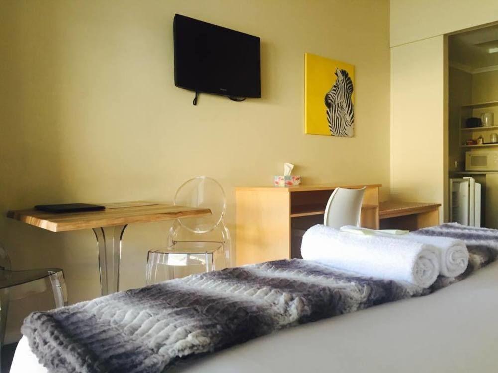 אולבני Six Degrees Boutique Hotel מראה חיצוני תמונה